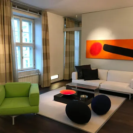 Design With Main Square View And Jacuzzi Διαμέρισμα